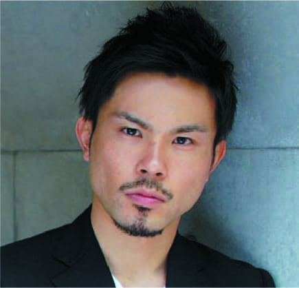 卒業生インタビュー：小島 久人さん（俳優）